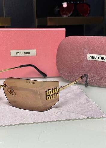 Miu Miu İthal Gözlük