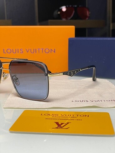 Louis Vuitton Louis Vuitton ithal gözlük