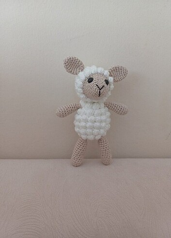 Amigurumi kuzu
