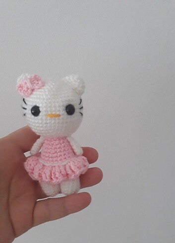 Amigurumi hello kitty