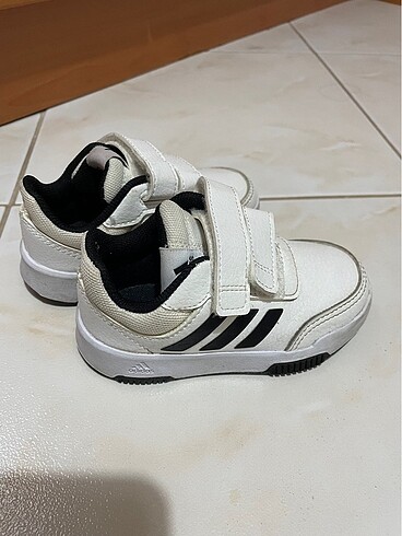 Adidas Orijinal Çocuk Ayakkabısı
