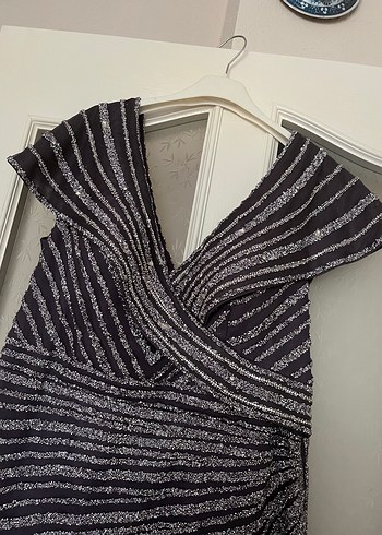 48 Beden Gri Zebra Desenli Pilili Uzun Kadın Abiye Elbise
