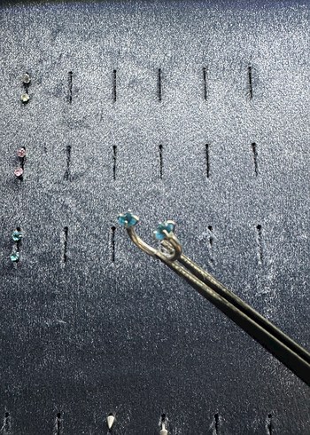 Halka Çelik Renkli Taşlı Piercing - Görsel 3