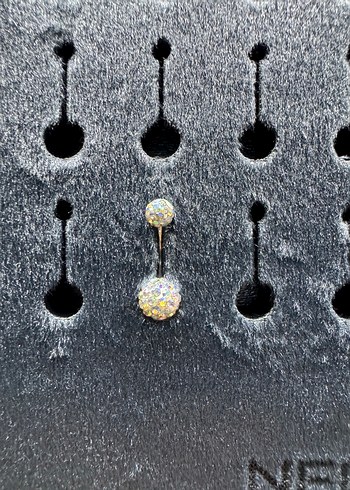 Renkli Payetli Kadın Göbek Piercingi - Görsel 3