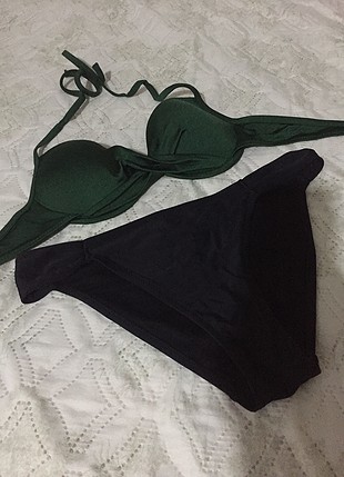 Penti Haki yeşili üst ve siyah alt bikini