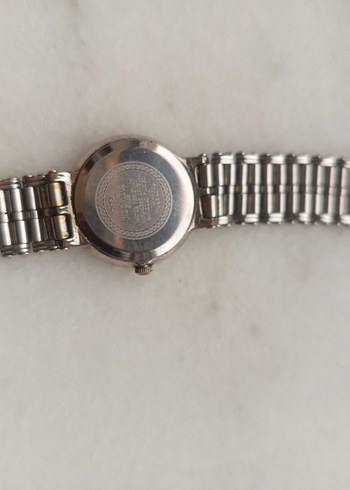 Klasik Kadın Altın Renkli Kol Saati - Görsel 3