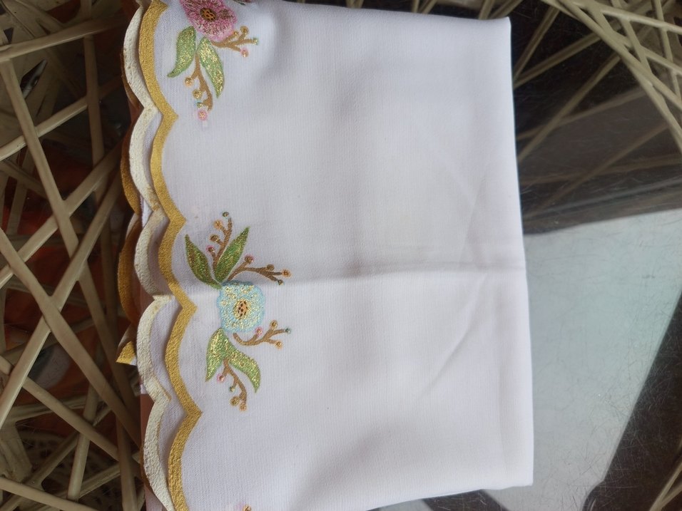 pastel renkler de elde boyama yapılarak el emeği namaz bezi - Görsel 2