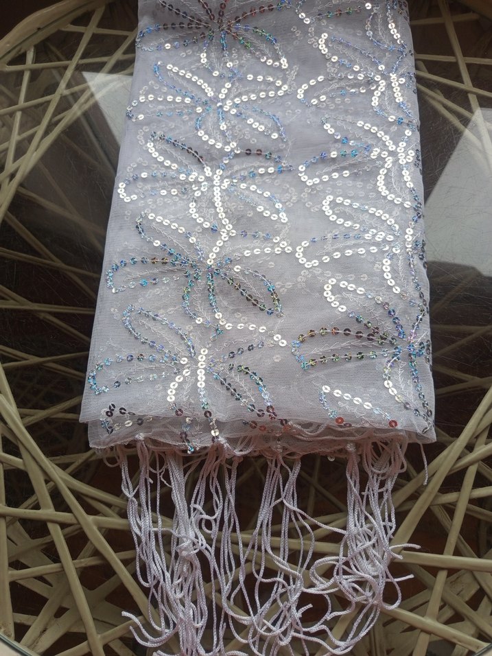 Gri Bohem tarzı nakışlı pullu namaz bezi - Görsel 4