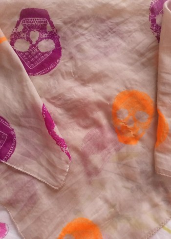 bej zemin üzerine pembe turuncu figürler - Görsel 4