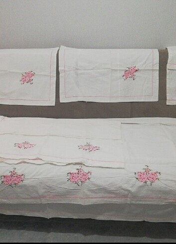 Çeyizlik yatak çarşaf takımı - Görsel 3