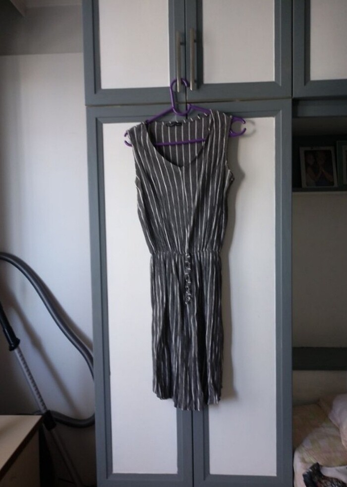 Yazlık brümcük kumaş elbise - Görsel 3