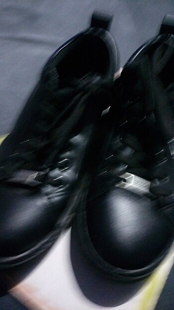 Siyah deri kışlık ayakkabı - Görsel 5