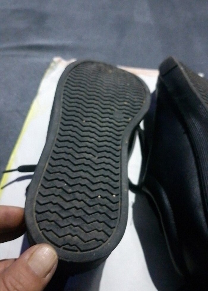 Siyah deri kışlık ayakkabı - Görsel 3