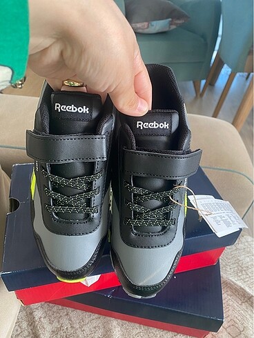 32 Beden Reebok ayakkabı