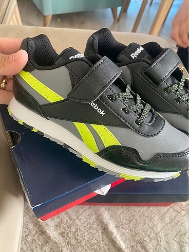 Reebok ayakkabı