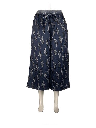 PreLoved Kısa Pantolon %70 İndirimli.