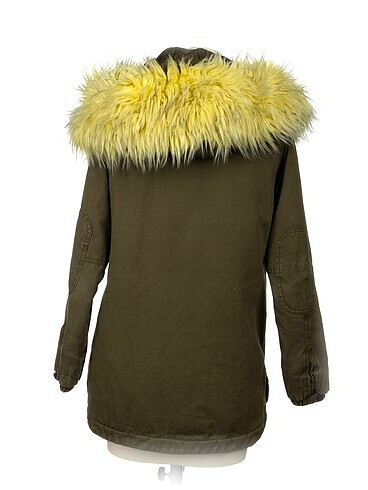 m Beden PreLoved Mont %70 İndirimli.