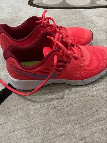 40 Beden Nike sneaker
