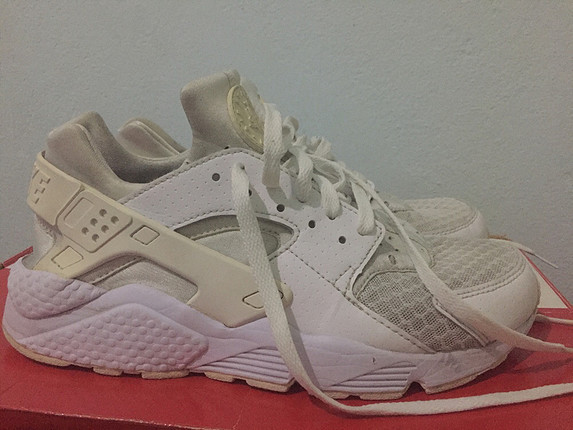 Beyaz Nike Huarache 