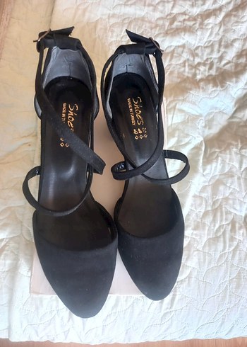 Tokalı Siyah Gotik Blok Topuk Kadın Ayakkabı - Görsel 2