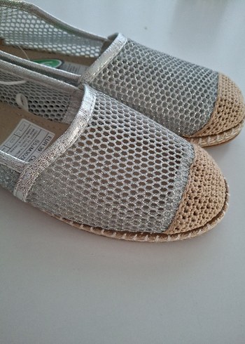 etiketi üstünde simli espadril - Görsel 5