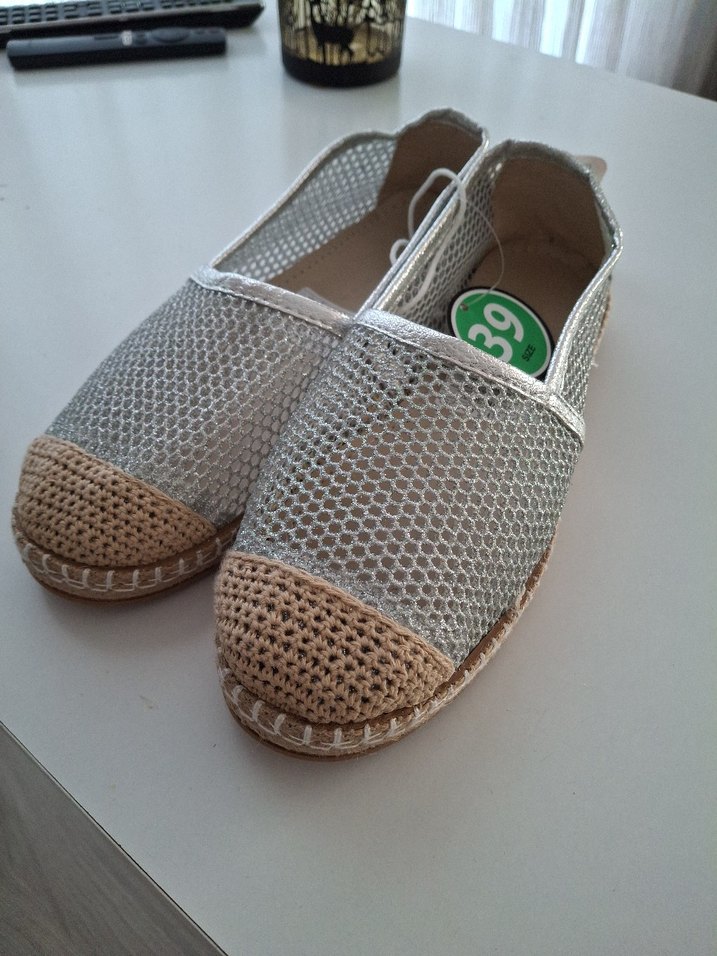 etiketi üstünde simli espadril - Görsel 2