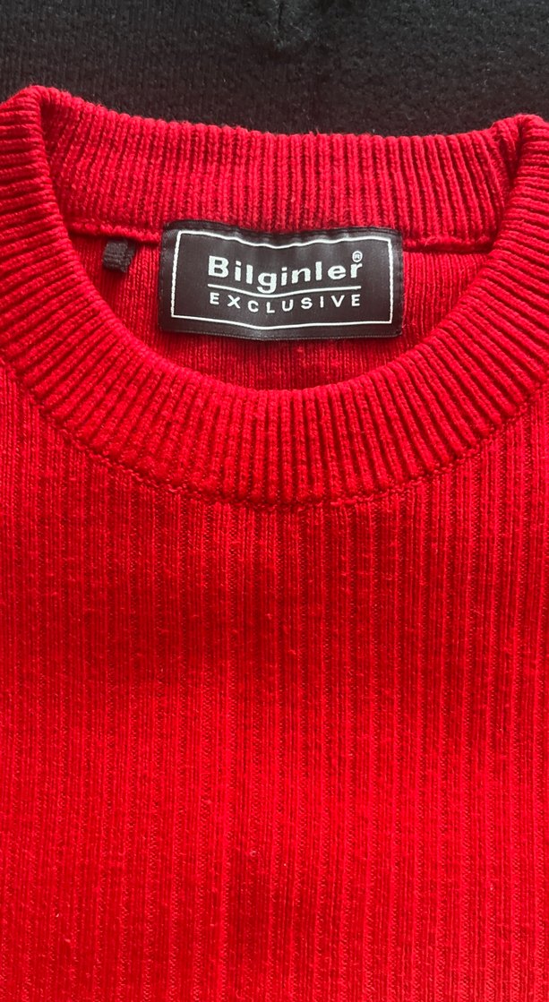 Erkek Kırmızı ve Siyah Triko Kolsuz Süveter - Görsel 2