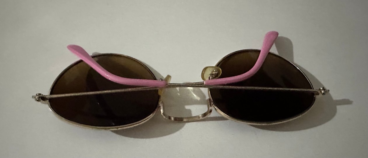 Pembe Tokalı Parisli Retro Kadın Güneş Gözlüğü - Görsel 4