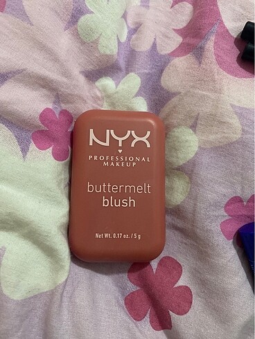 nyx buttermelt blush 08 getting butta