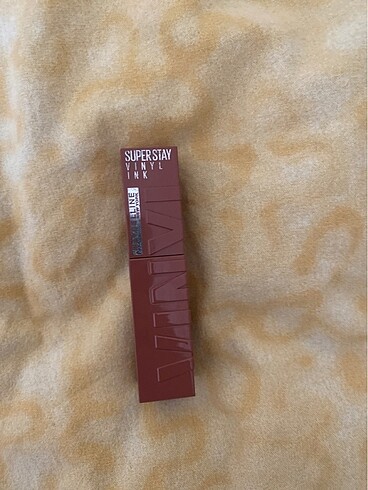 maybelline superstay vinyl ink 35 cheeky