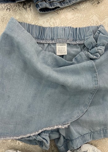 4 Yaş Beden Kız Çocuk Rahat Denim Şortlar