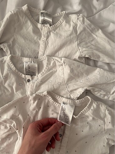 6-9 Ay Beden beyaz Renk H&M 3 lü tulum