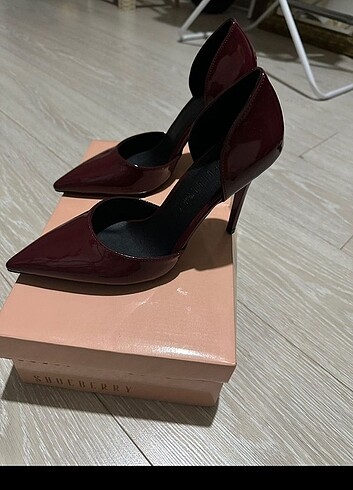 Mango Cherry Stiletto