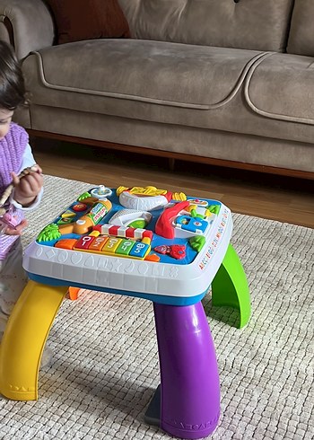 Fisher price Renkli Eğitici Aktivite Masası