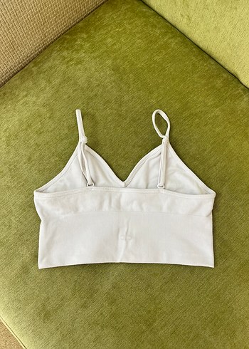 Bershka Alo Yoga Beyaz Üst