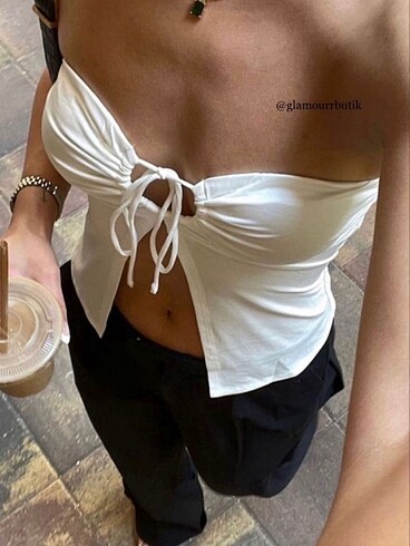 Beyaz Bağlamalı Crop Bluz