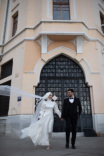 İncili zarif nikah elbisesi