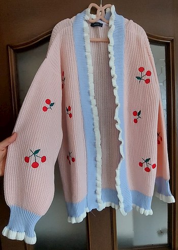 Nakışlı Pembe Triko Hırka - Görsel 2