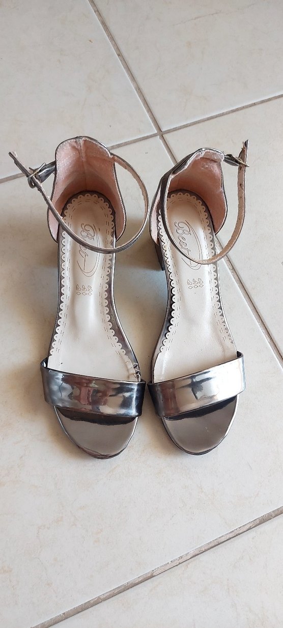 Gümüş Renk Kısa Topuklu Ayakkabı - Görsel 2