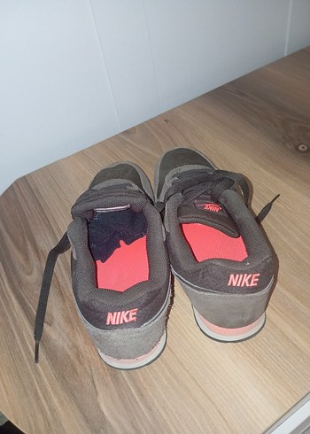 Nike Gri Bağcıklı Yüksek Topuklu Kadın Spor Ayakkabı