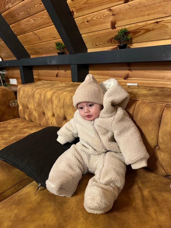 Kürklü Beyaz Kapüşonlu Bebek Kış Tulumu - Görsel 4