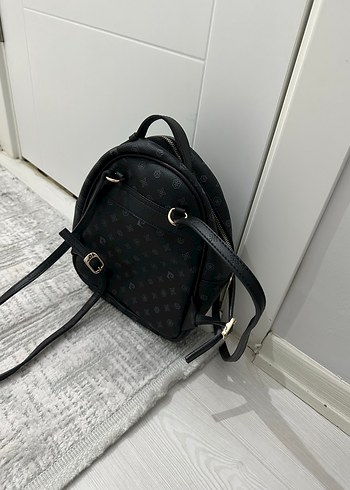 Pierre Cardin Klasik Siyah Deri Kadın Sırt Çantası