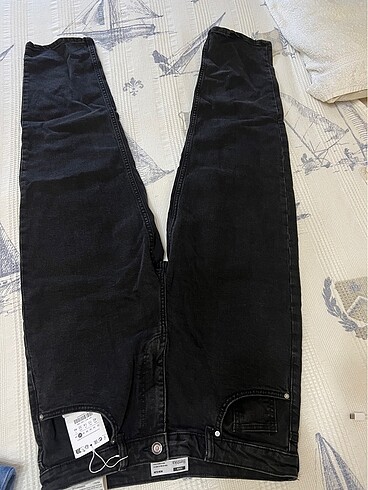 42 Beden Bershka Etiketli Mom Jean