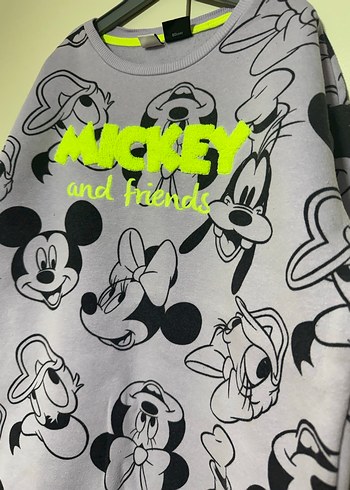 Mor Mickey ve Arkadaşları Baskılı Sweatshirt - Görsel 2