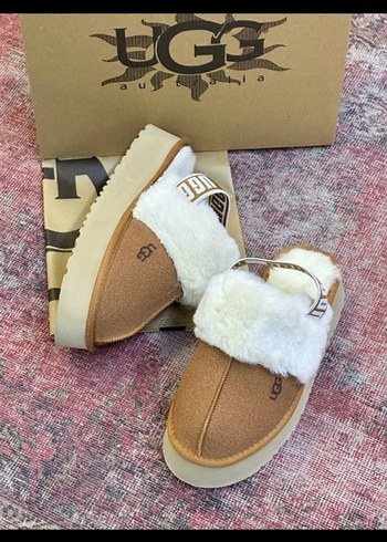 39 Beden UGG Kahverengi Kürklü Kadın Terlik