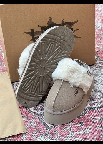 Ugg Ugg Kürklü Bohem Tarzı Kadın Ev Terliği