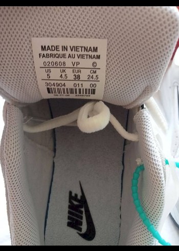 37 Beden beyaz Renk Nike Beyaz Bağcıklı Kadın Spor Ayakkabı