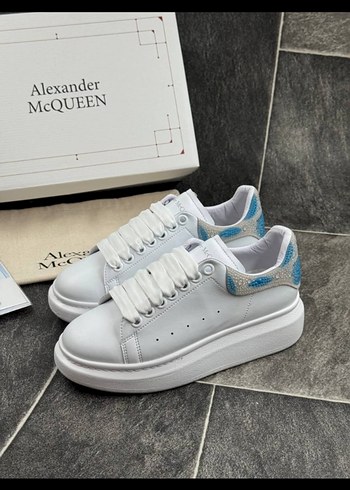 Alexander McQueen Kadın Beyaz Sneakers