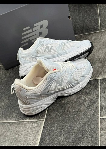 41 Beden beyaz Renk New Balance Beyaz Gri Kadın Spor Ayakkabı