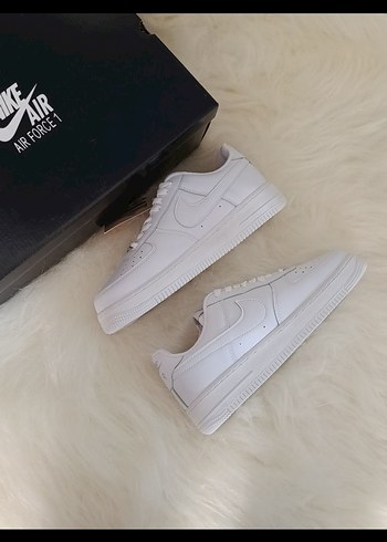 Nike Air Force 1 Beyaz Sneaker